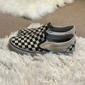 checkered vans